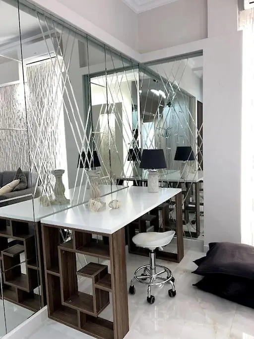 Modern And Comfort Apartment Thessaloníki