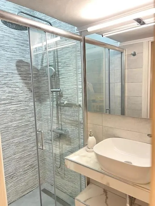 Modern And Comfort Apartment Thessaloníki